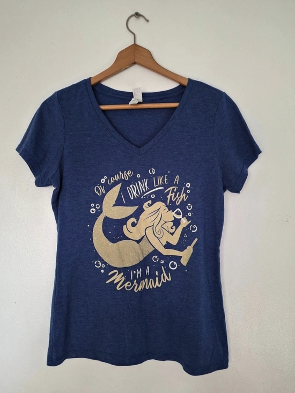 District Women's Perfect Tri V-Neck Tee Blue Medium
